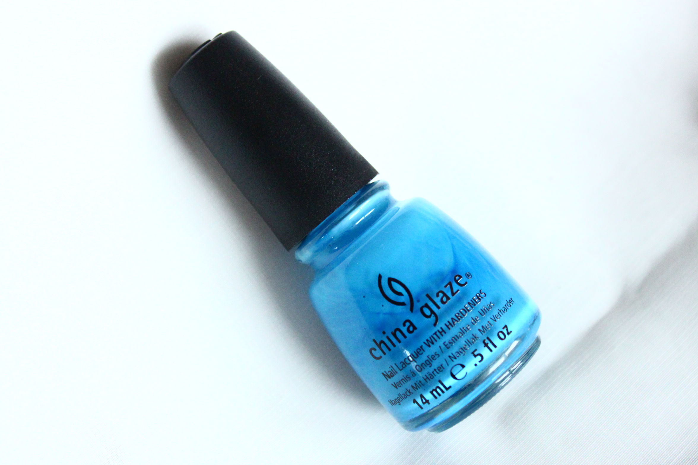 China Glaze Nagellack Nail Lacquer Polish 865 FLYING HIGH Blau blue
